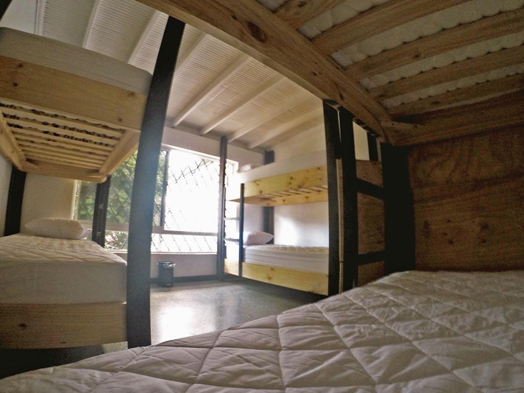 Blackpine Hostel Medellín Quarto foto